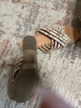 a new day Beige Snake-Print Crisscross Slide Sandals  size 9